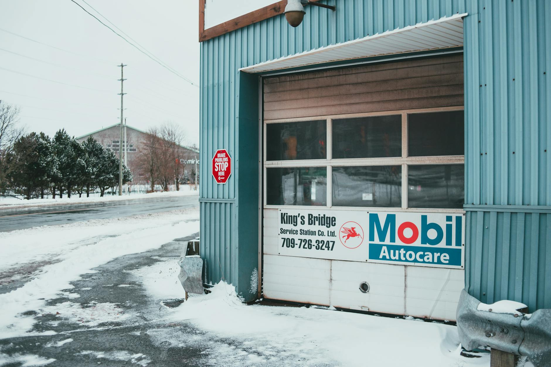 car winter service garage