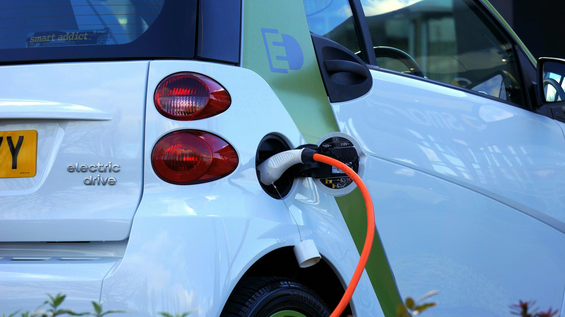 electric car driving lesson