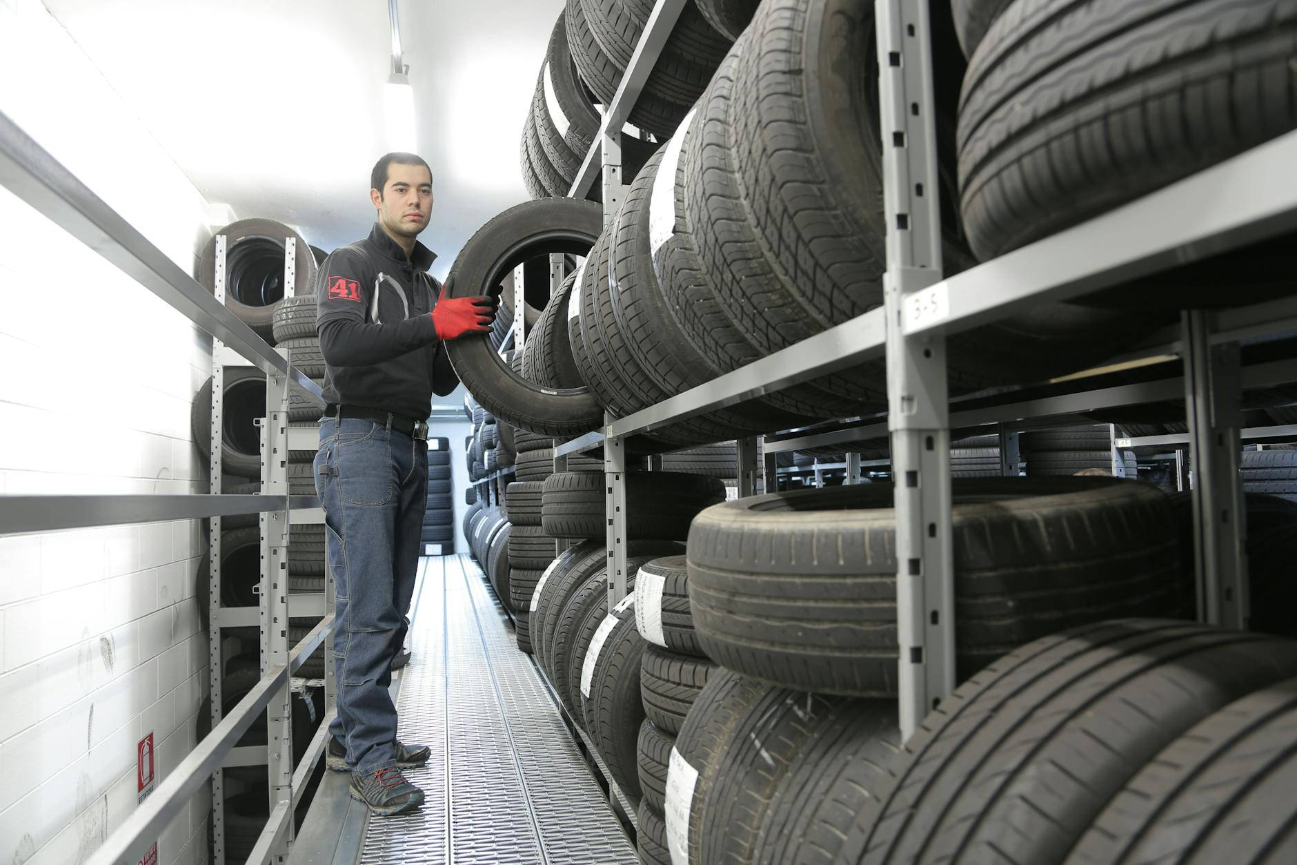 tire cost comparison Switzerland
