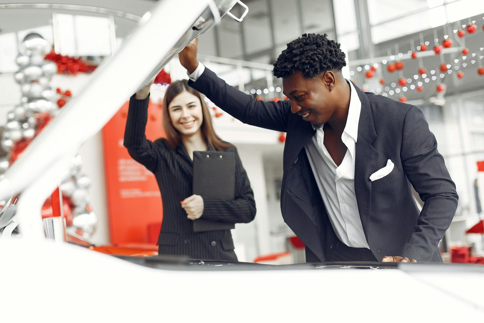 new car dealer service
