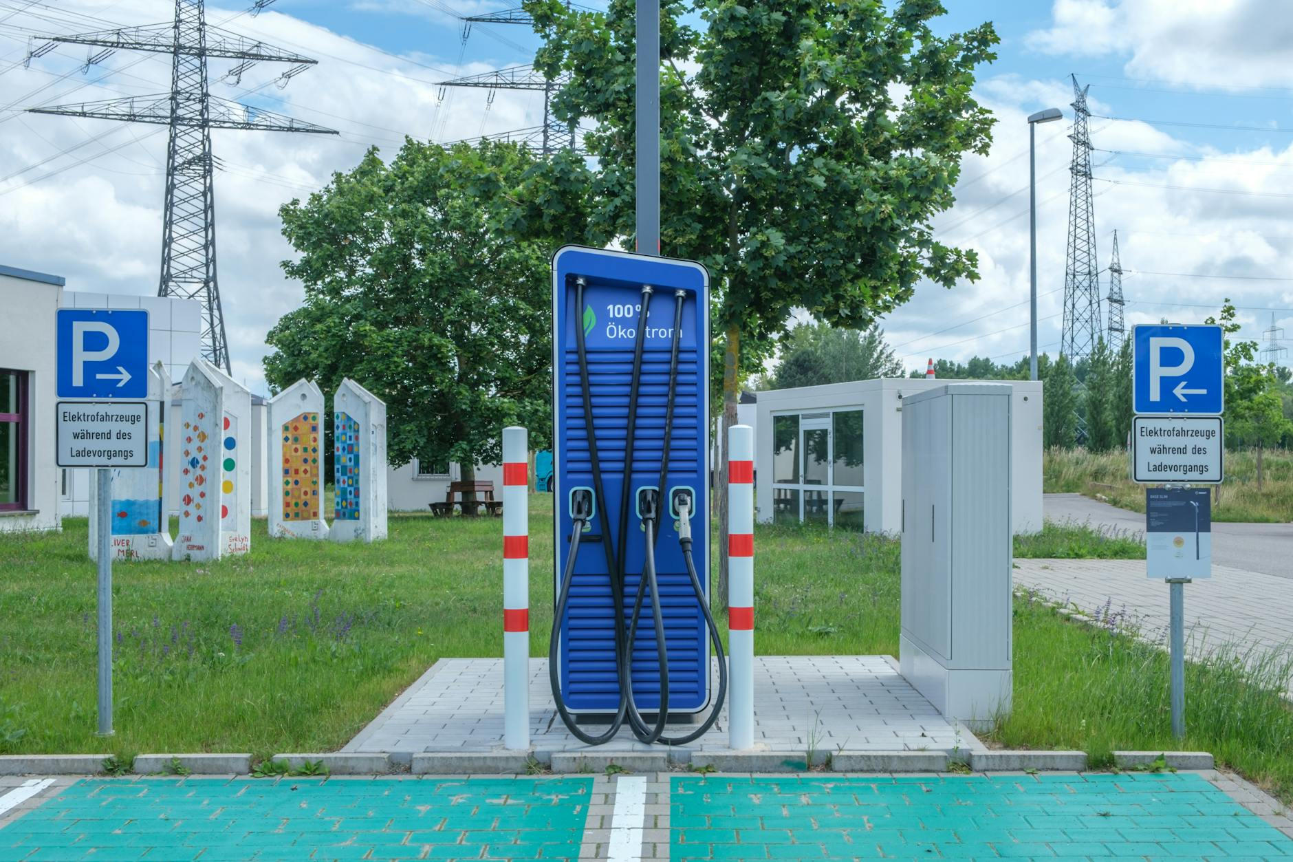 Switzerland electric car charging station