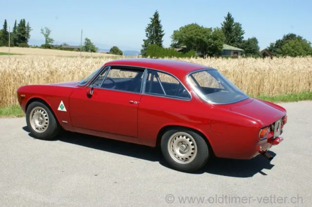 Wo die Seele des Alfa Romeo wieder zum Leben erwacht: Oldtimer Vetter in Niederscherli